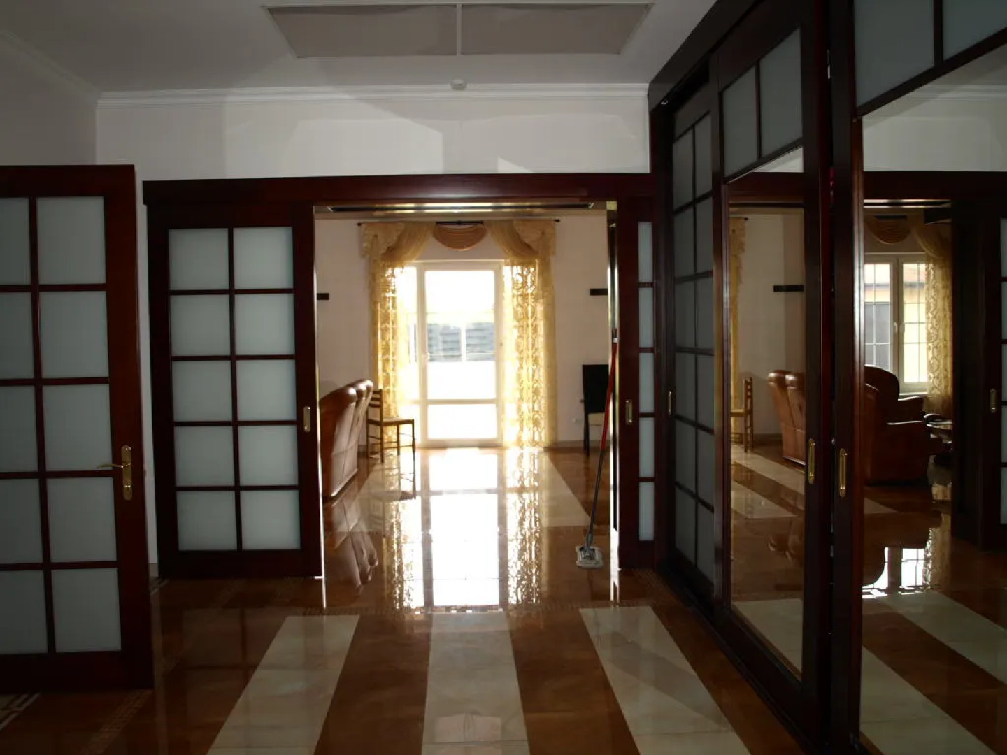 Частный дом уютный