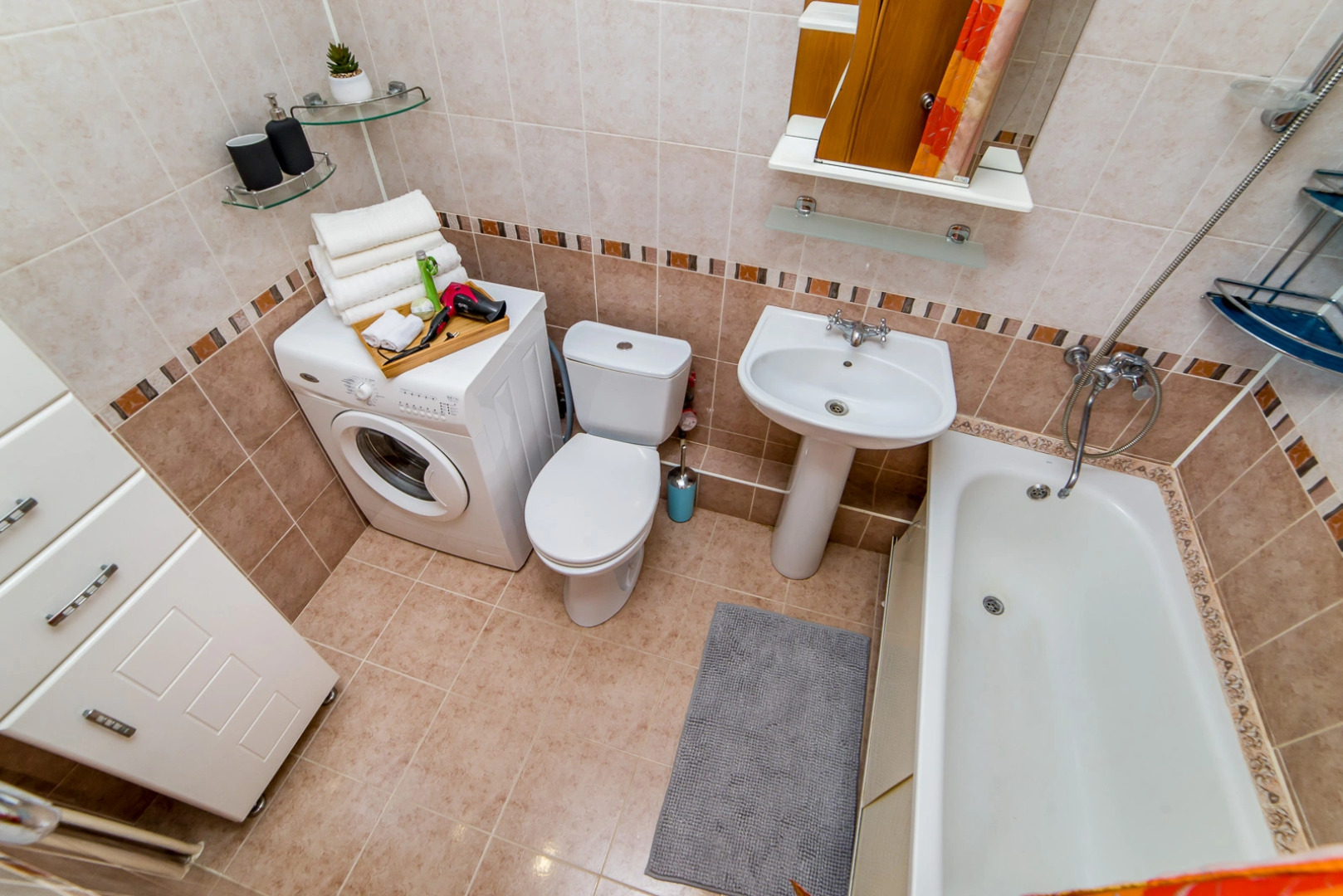 Апартаменты Новаторов 1