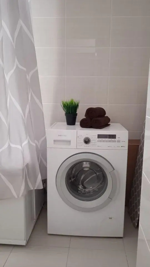 Квартира на улице 9 Января 68/1к2