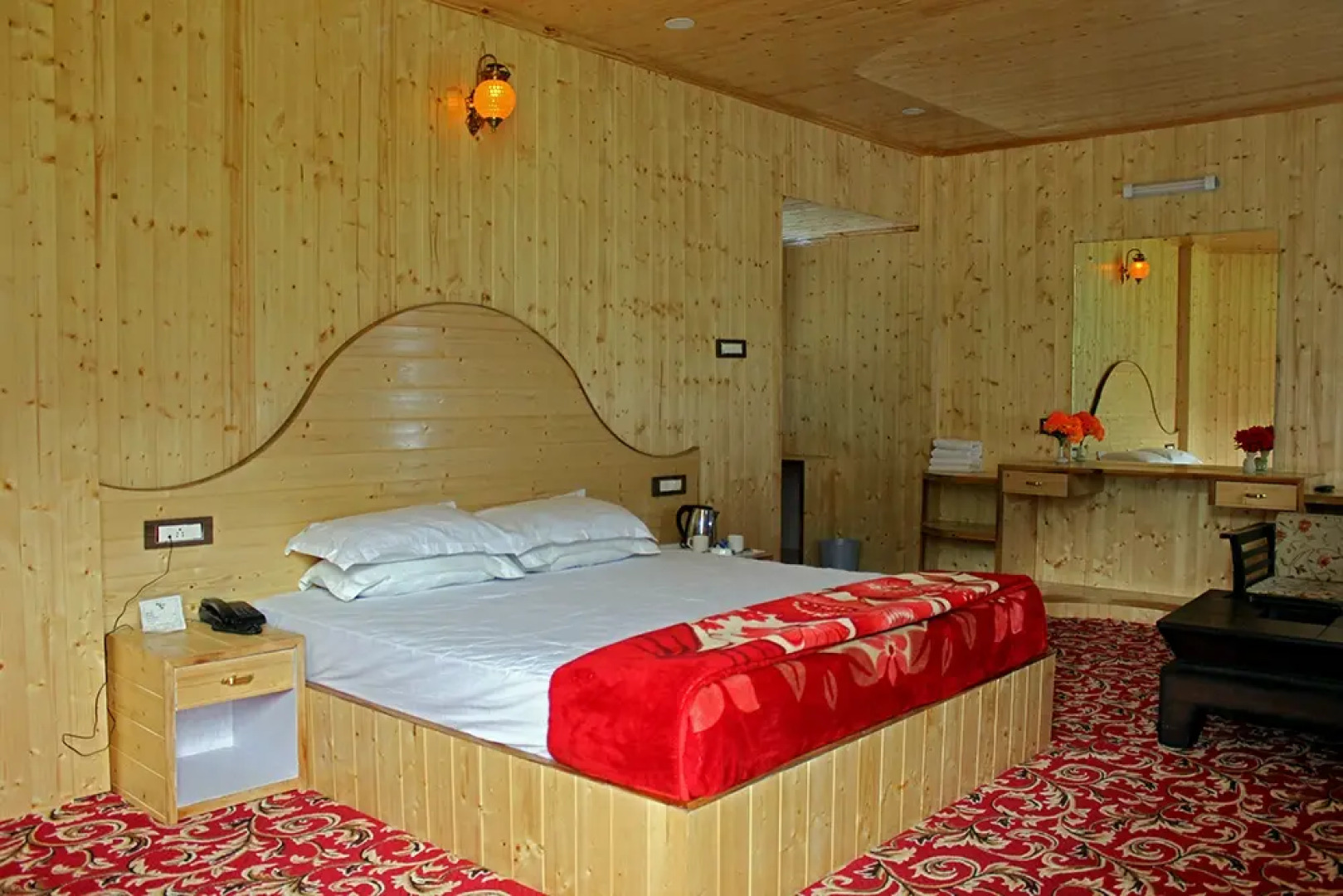 Отель Imperial Palace