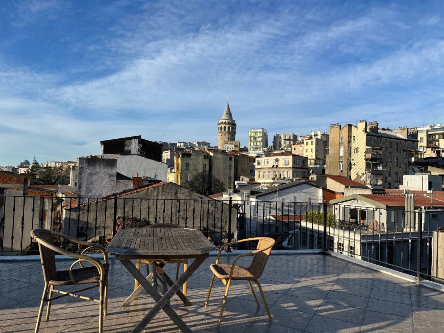 Апартаменты 1 Bedroom Apartment at Galata Istanbul with Shared Rooftop