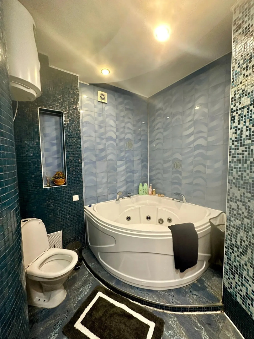 Апартаменты Премиум студия в центре с джакузи