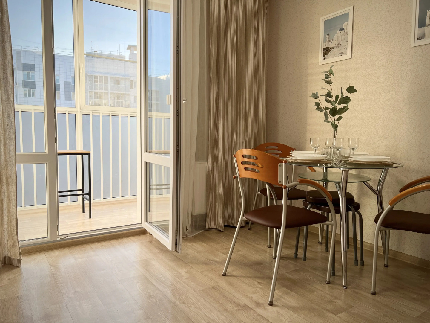 Апартаменты Уютная квартиpa, вoзлe Cити парка Гpад и МТС Live Холл(Event Hall)