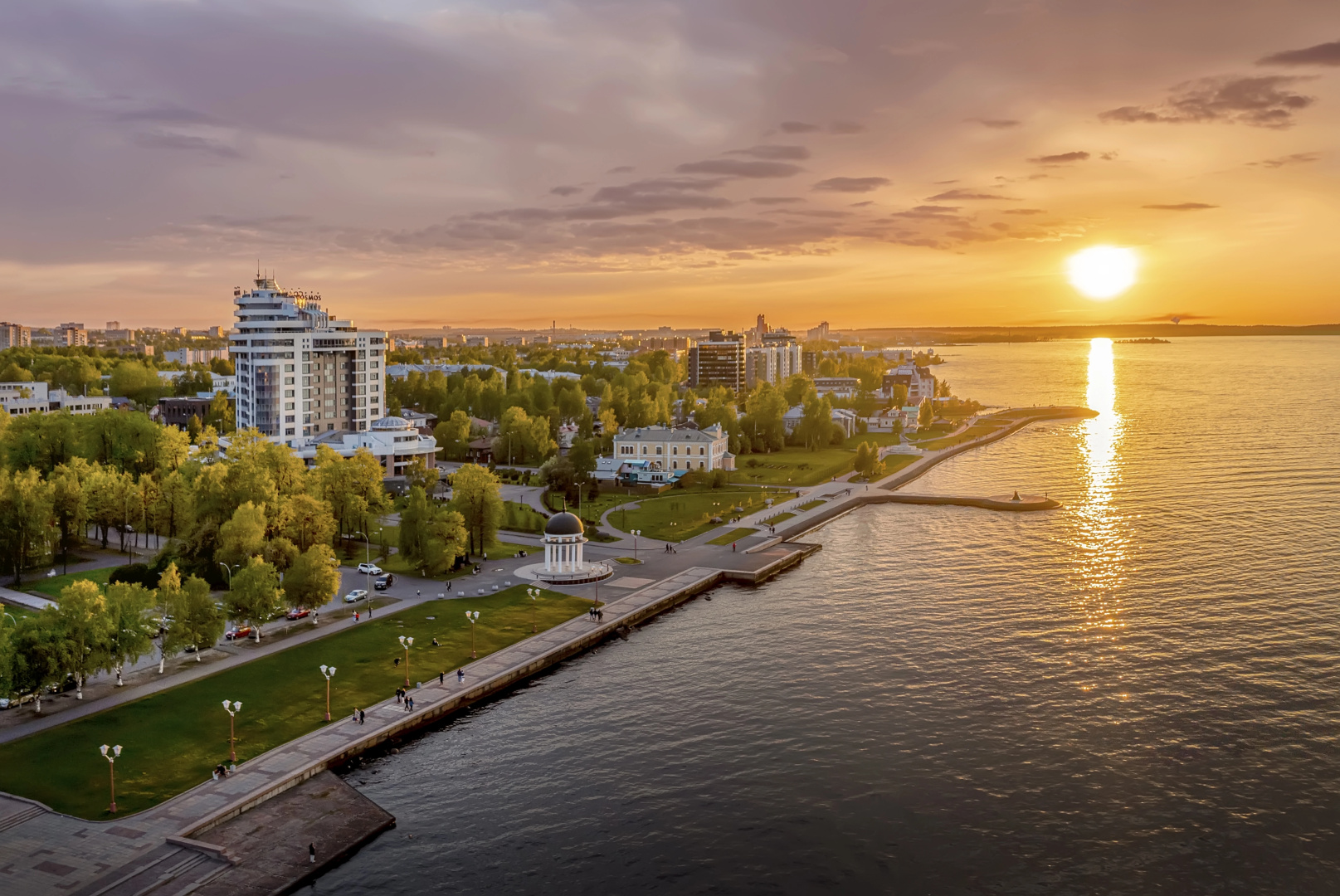 Отель Cosmos Petrozavodsk