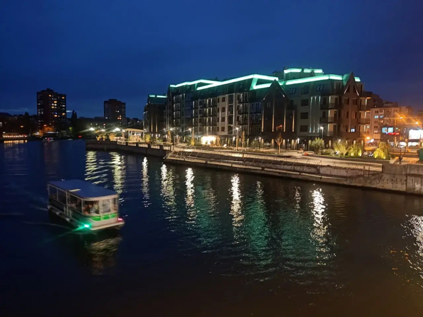 Апартаменты Рыбная Деревня с Прямым Видом на Реку