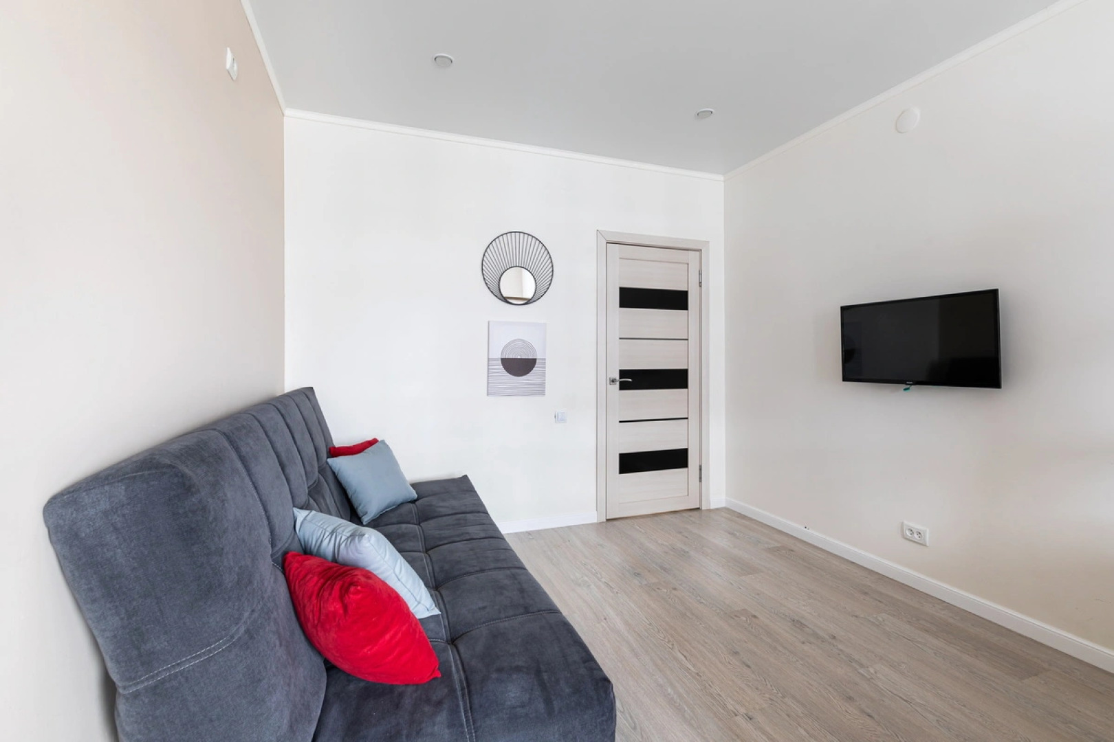 Апартаменты на Павлюхина 128