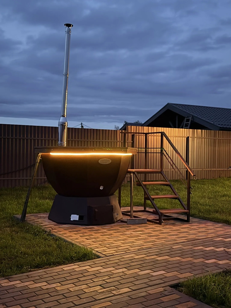 Частный дом На берегу реки с банным чаном