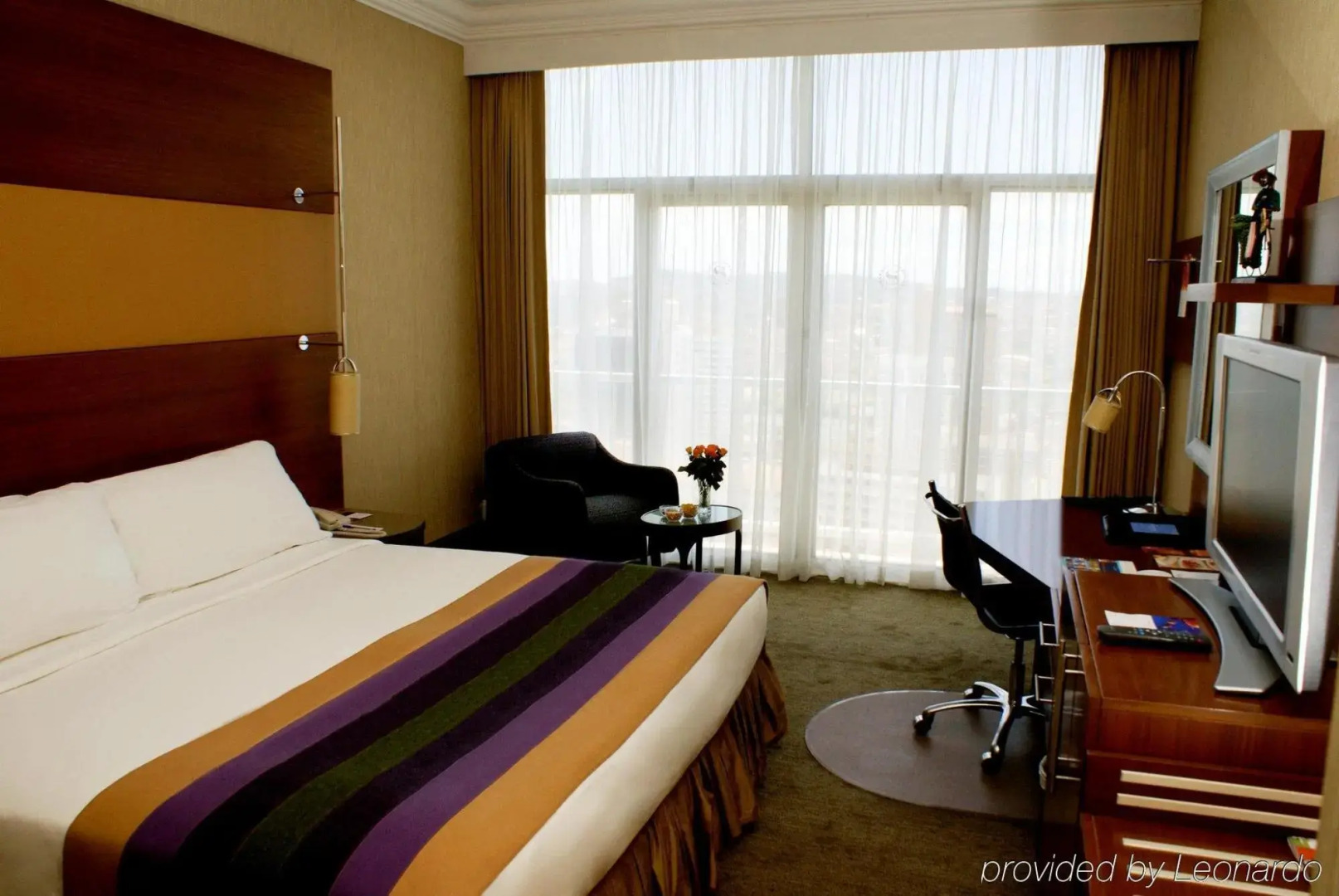 Отель Sheraton Kampala