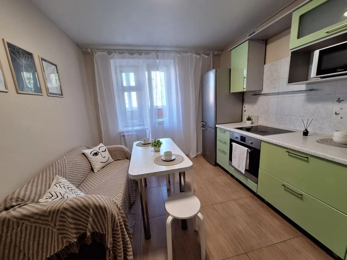 Квартира Стильная от Сети Версаль Апартаментс