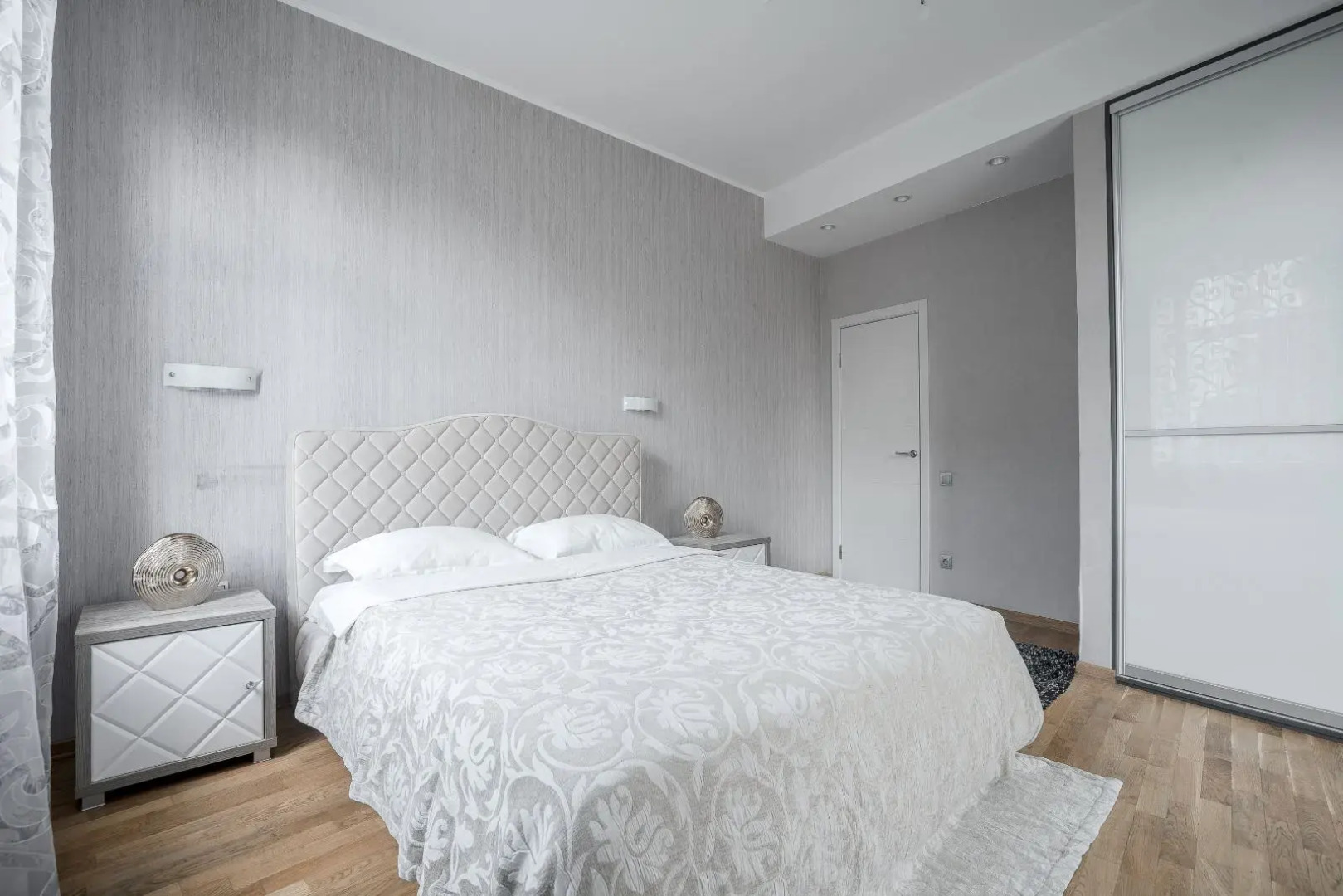 Апартаменты Vip 3х комнатные на пр-т Независимости 30 Центр