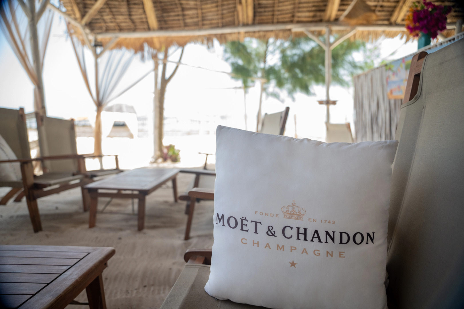 Отель Five Palms