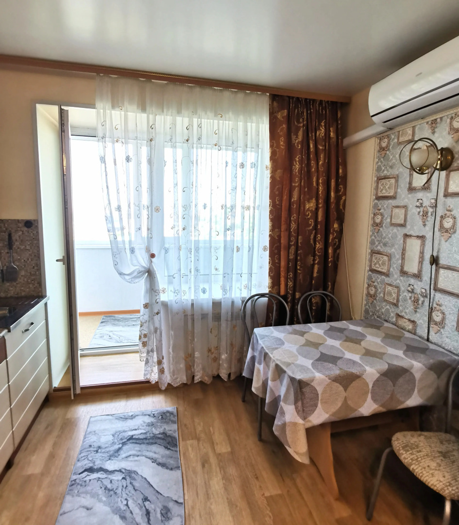 Квартира с видом на Золотой мост возле центра