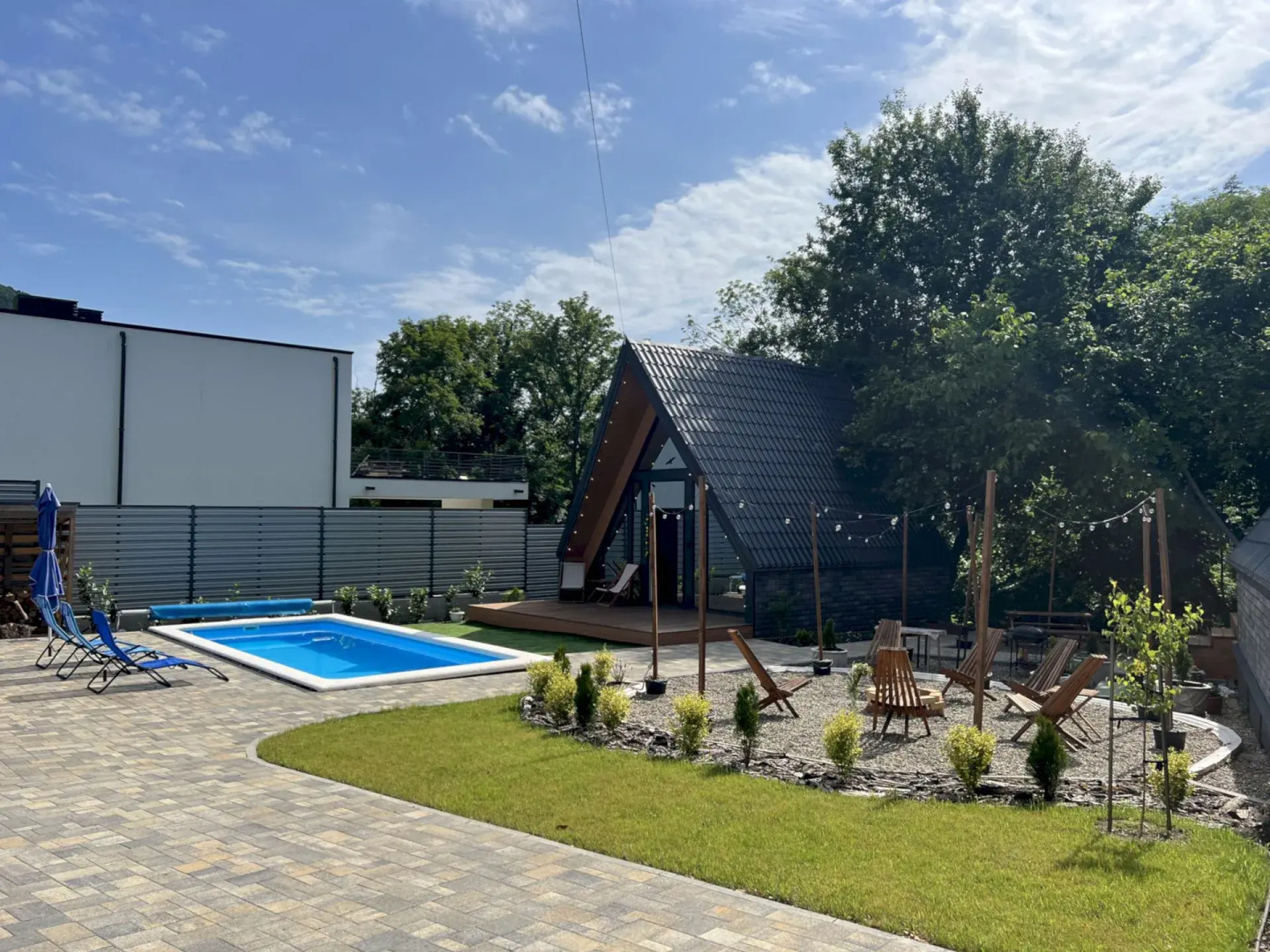 Частный дом 450 А-фрейм Лимон с тёплым бассейном и баней