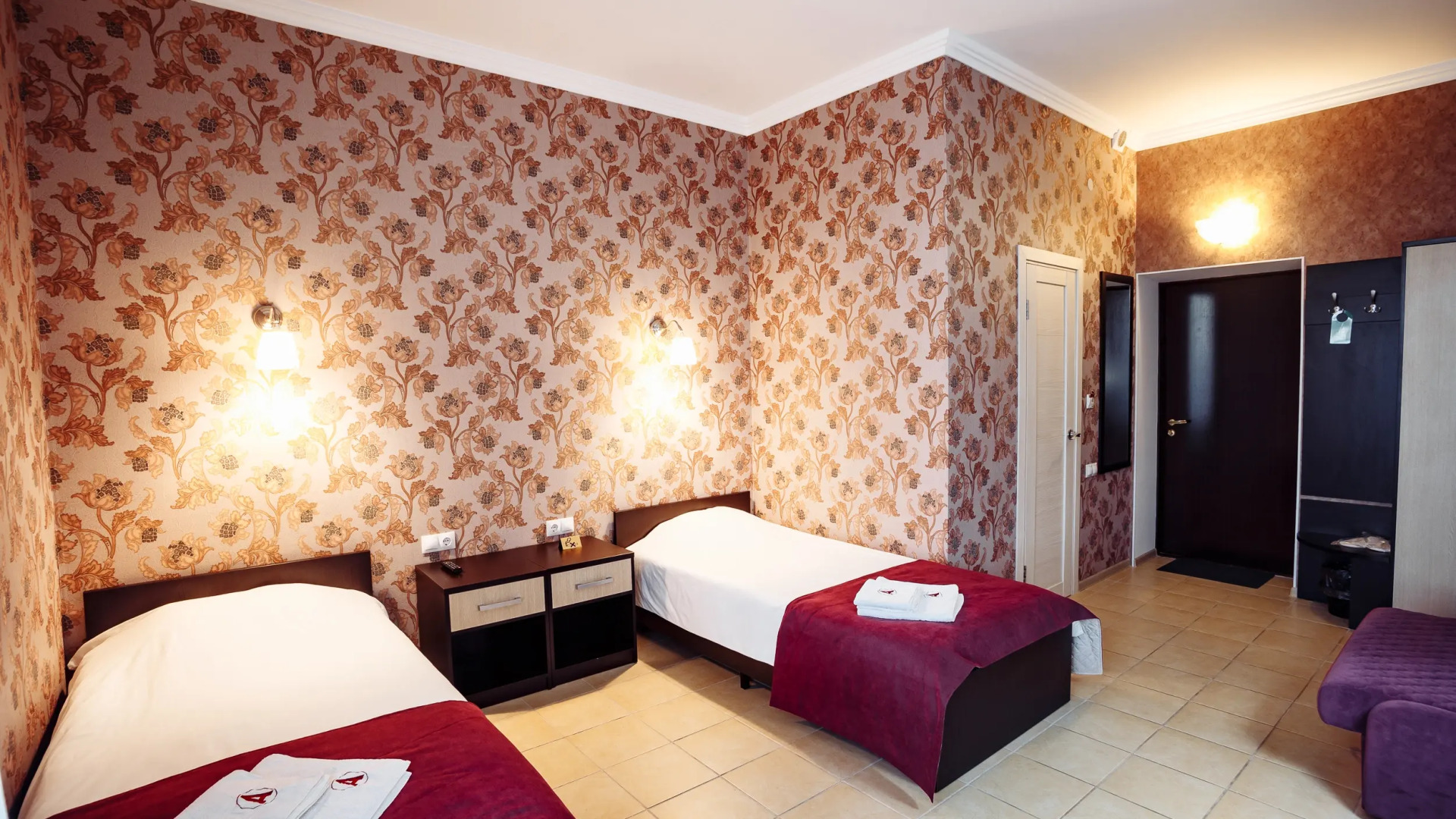 Отель Амфора