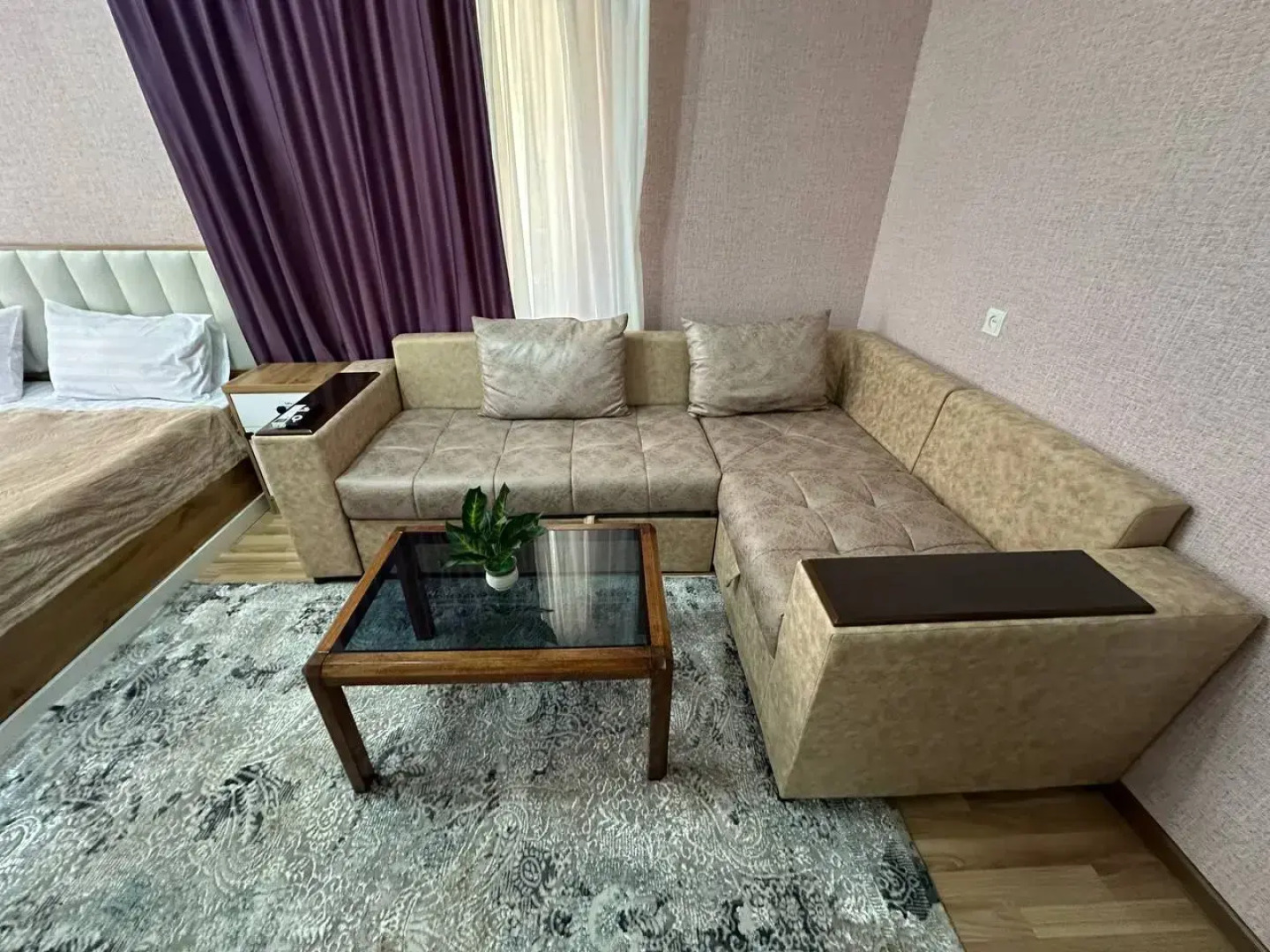 Апартаменты Bronin Homes Registan