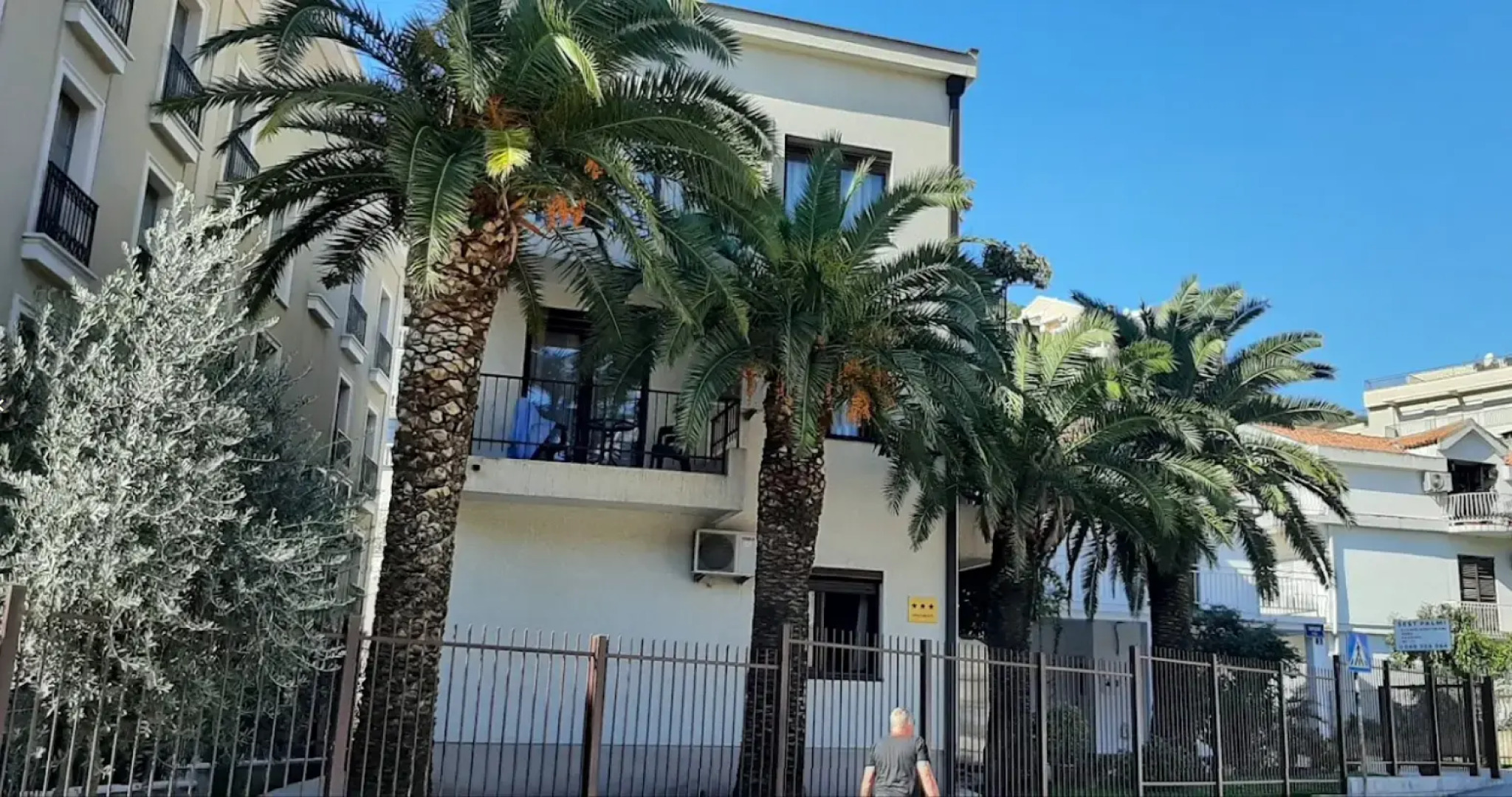 Апартаменты 6 Палми Будва