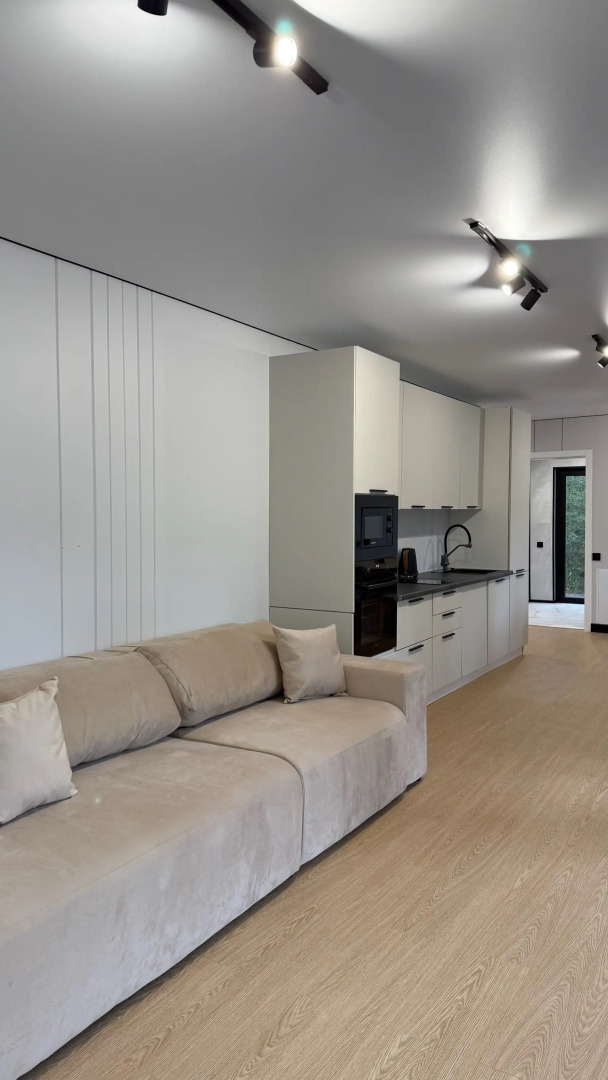 Частный дом в окружении леса с сауной