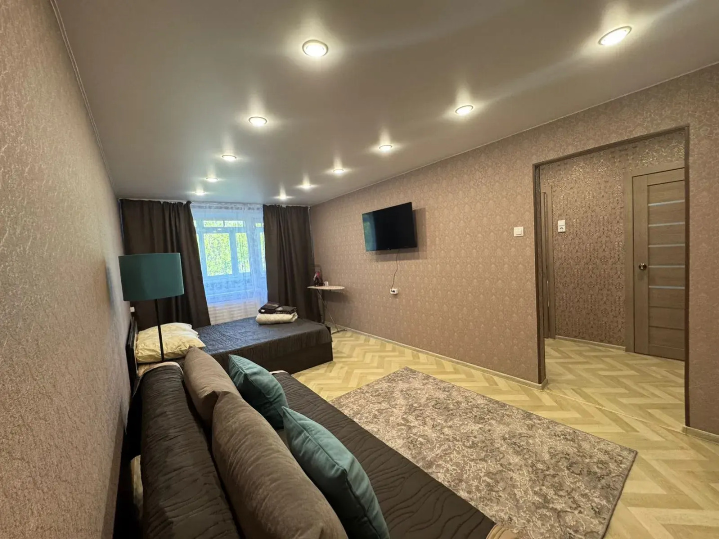 Квартира посуточно Енисейская 54А