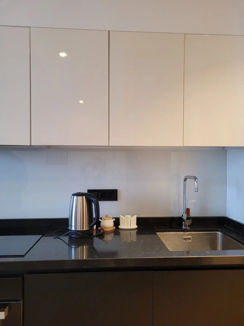 Апартаменты Sea Breeze White Villa