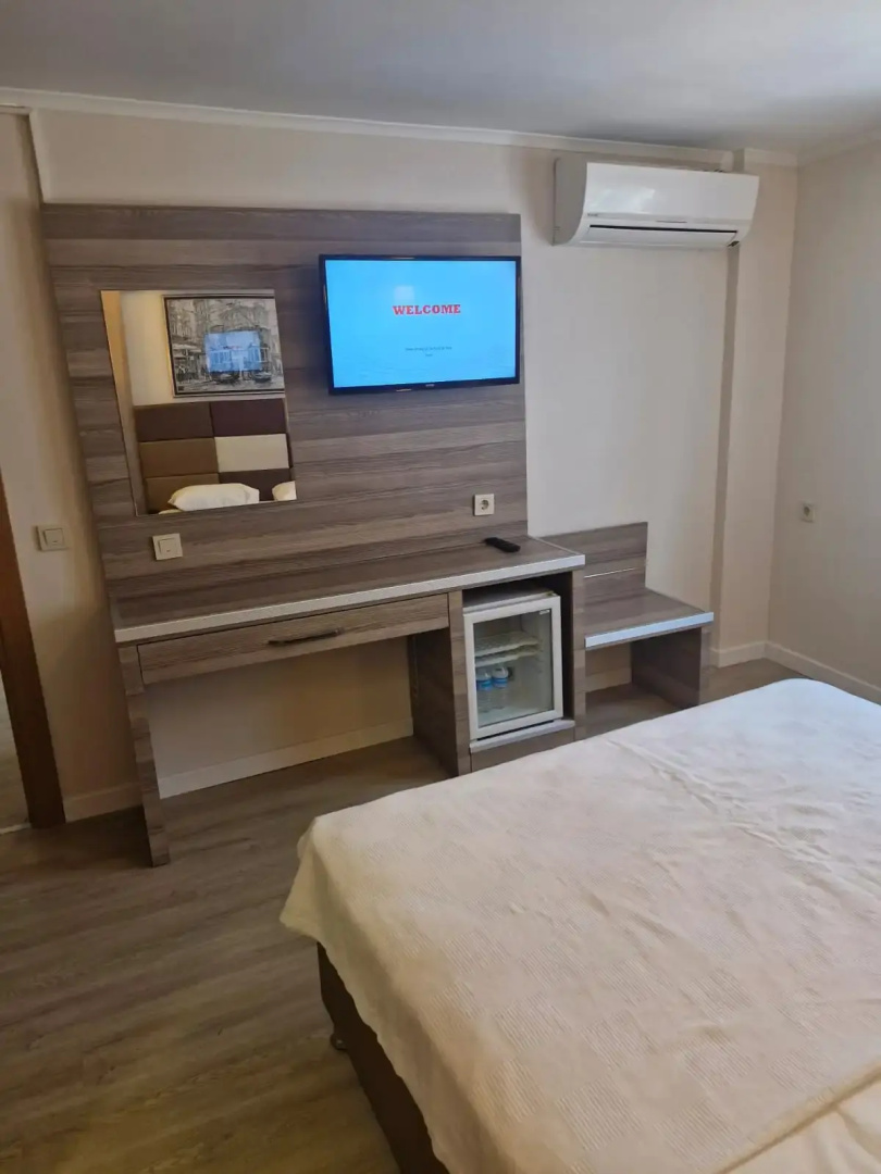 Pera Arya Hotel