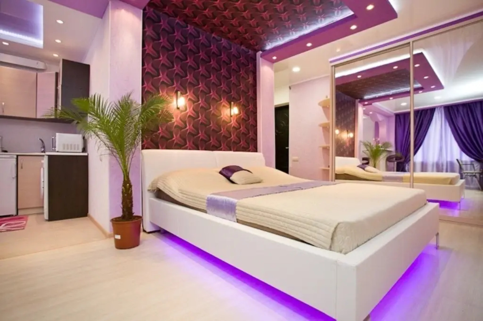 Апартаменты ИннХоум на ул.Свободы, 100