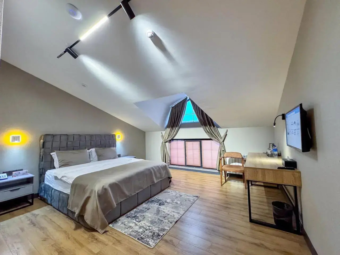 Отель Gacha-Gooch Forest