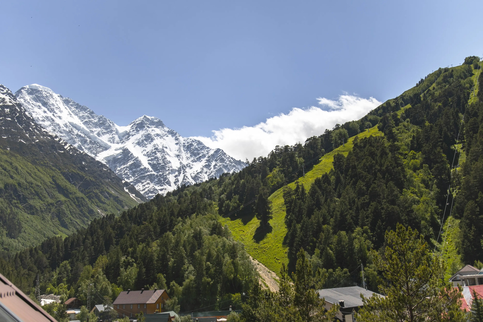 Времена года Чегет