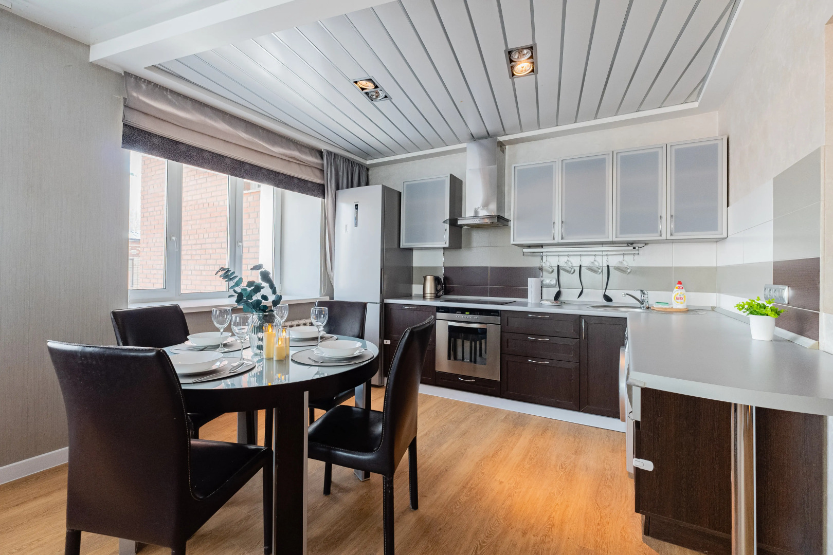 Апартаменты Петровские на С.Разина 19