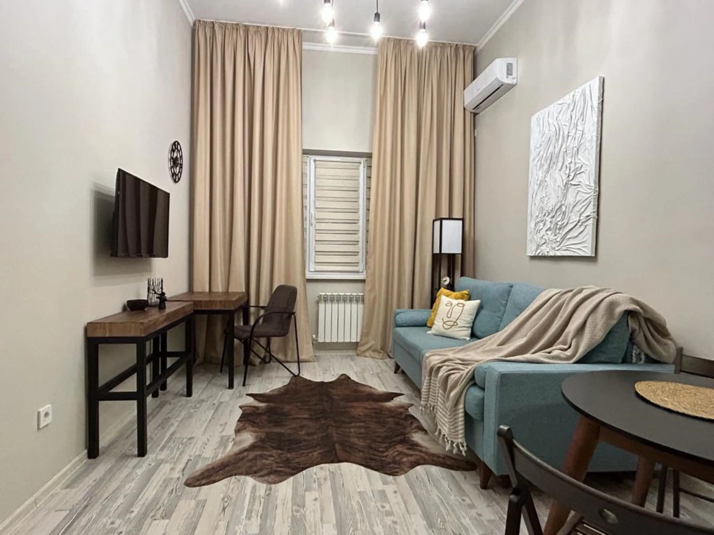 Апартаменты Двухуровневая студия Loft в центре города