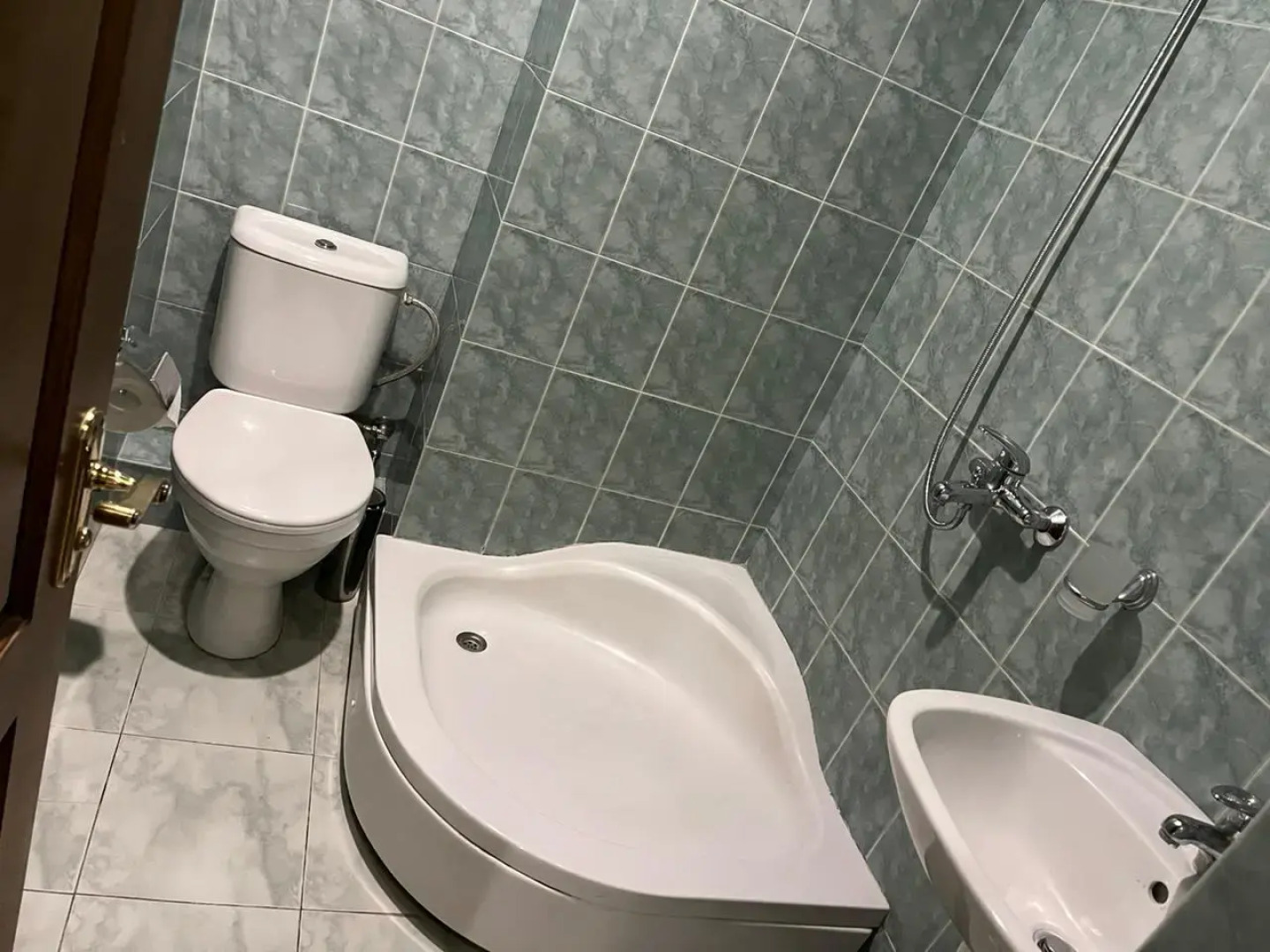 Отель Beaumonde Tbilisi