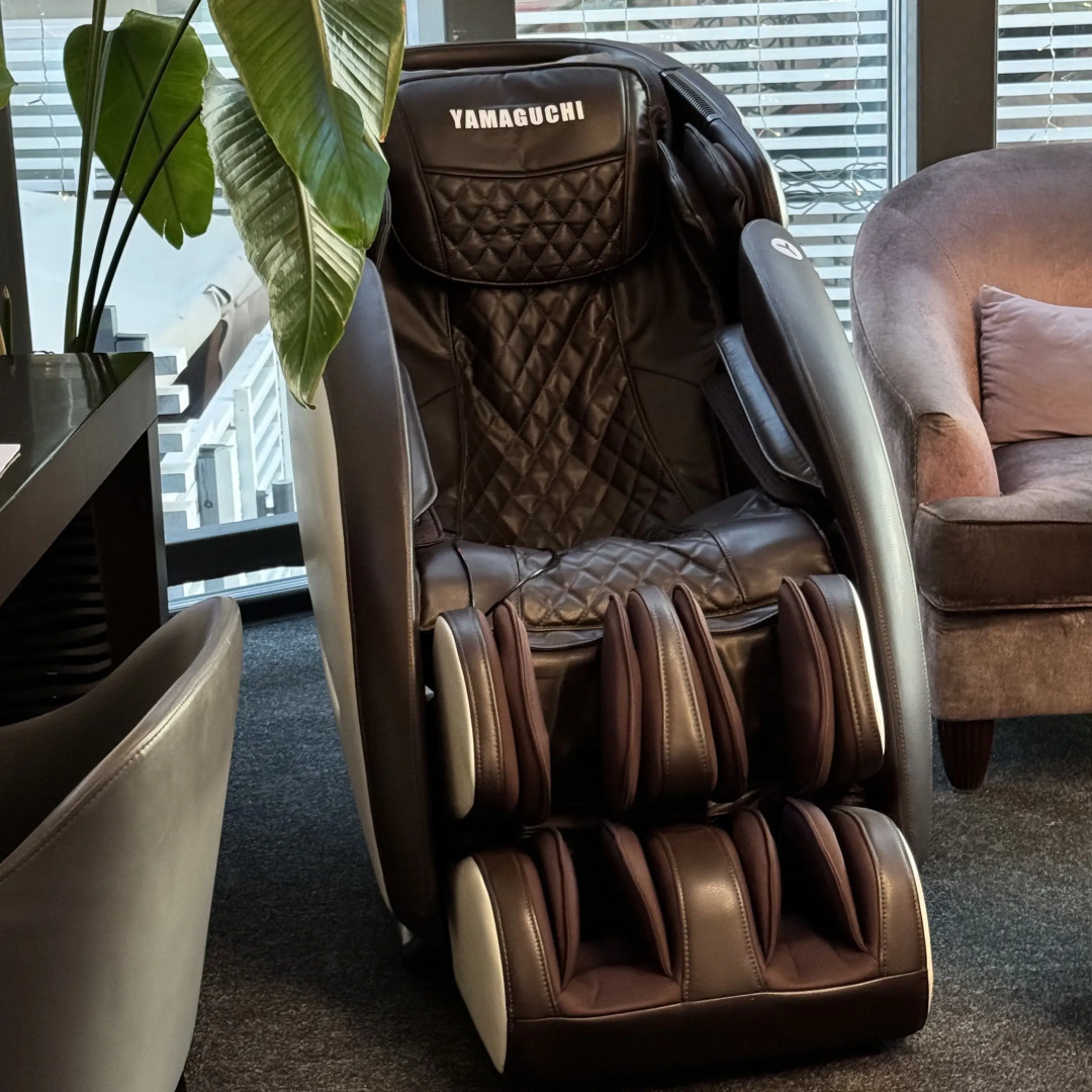 Отель V Hotel&Rooftop Lounge