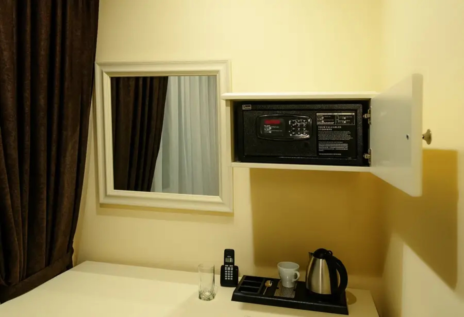 Отель Салют