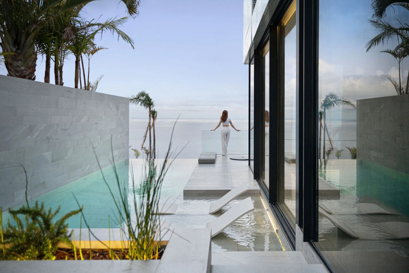Вилла Saudade futuristic ultra luxury ocean zen retreat