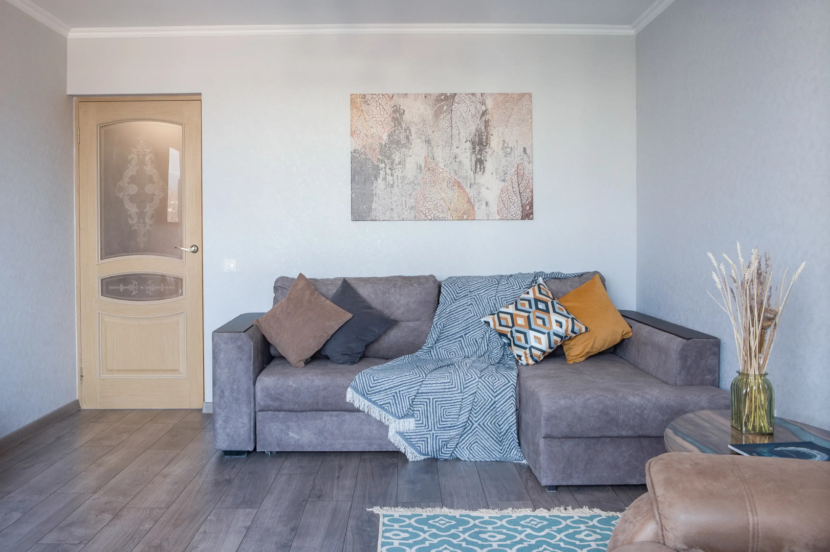 Апартаменты MyhomeYourhome на Островкого 67