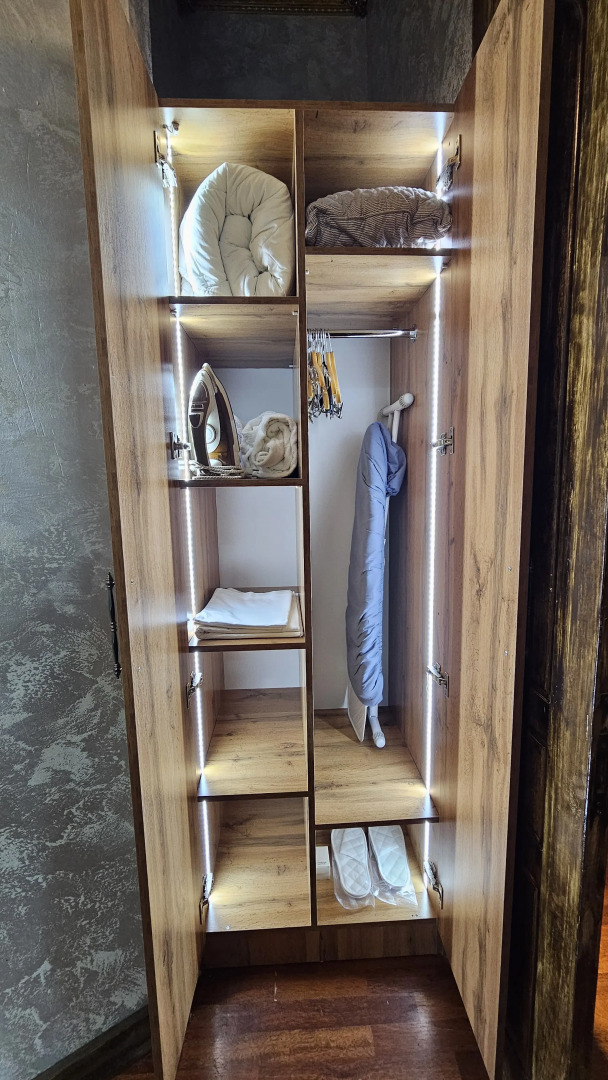 Apartments History 1870