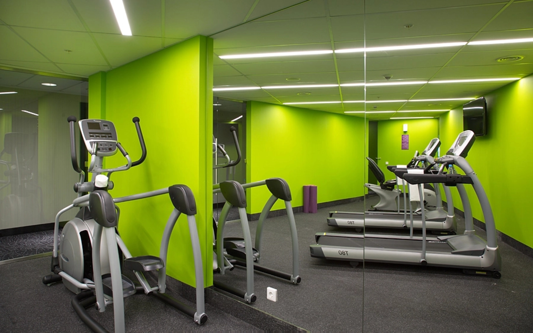 Отель Демидов Плаза