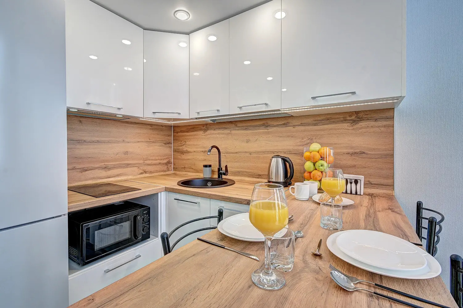 Апартаменты двухуровневые на Мамайке