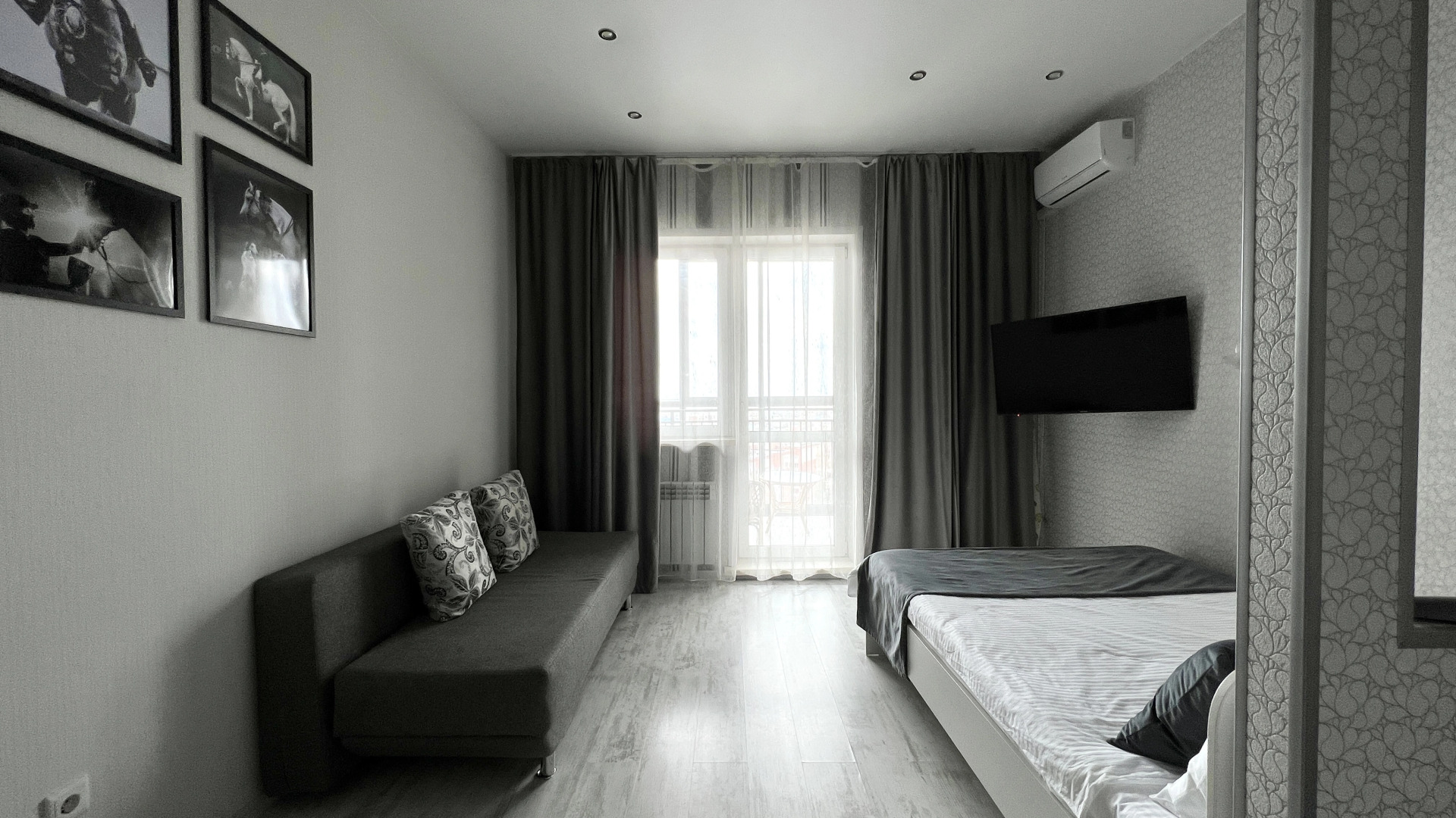 Апартаменты Панорамные Kvartiry54 на Карла Маркса 36