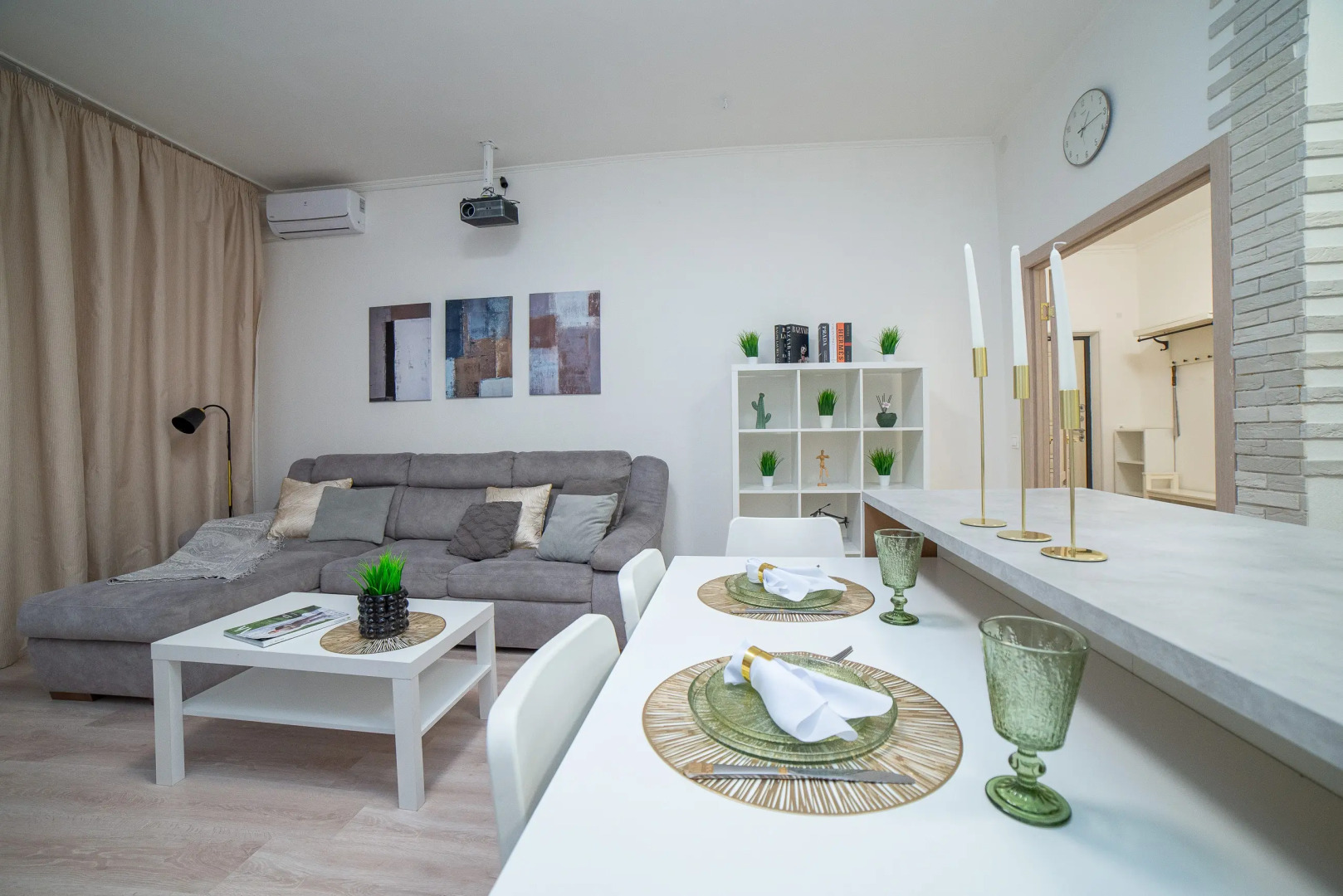 Апартаменты Гоголя 57 трехкомнатная