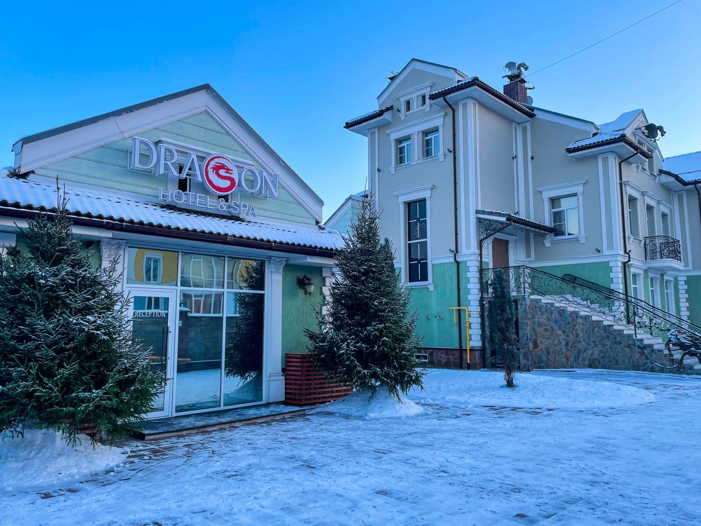 Отель Dragon Spa