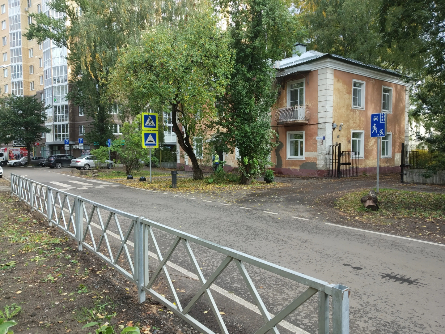 Квартира с парковкой и отдельным входом