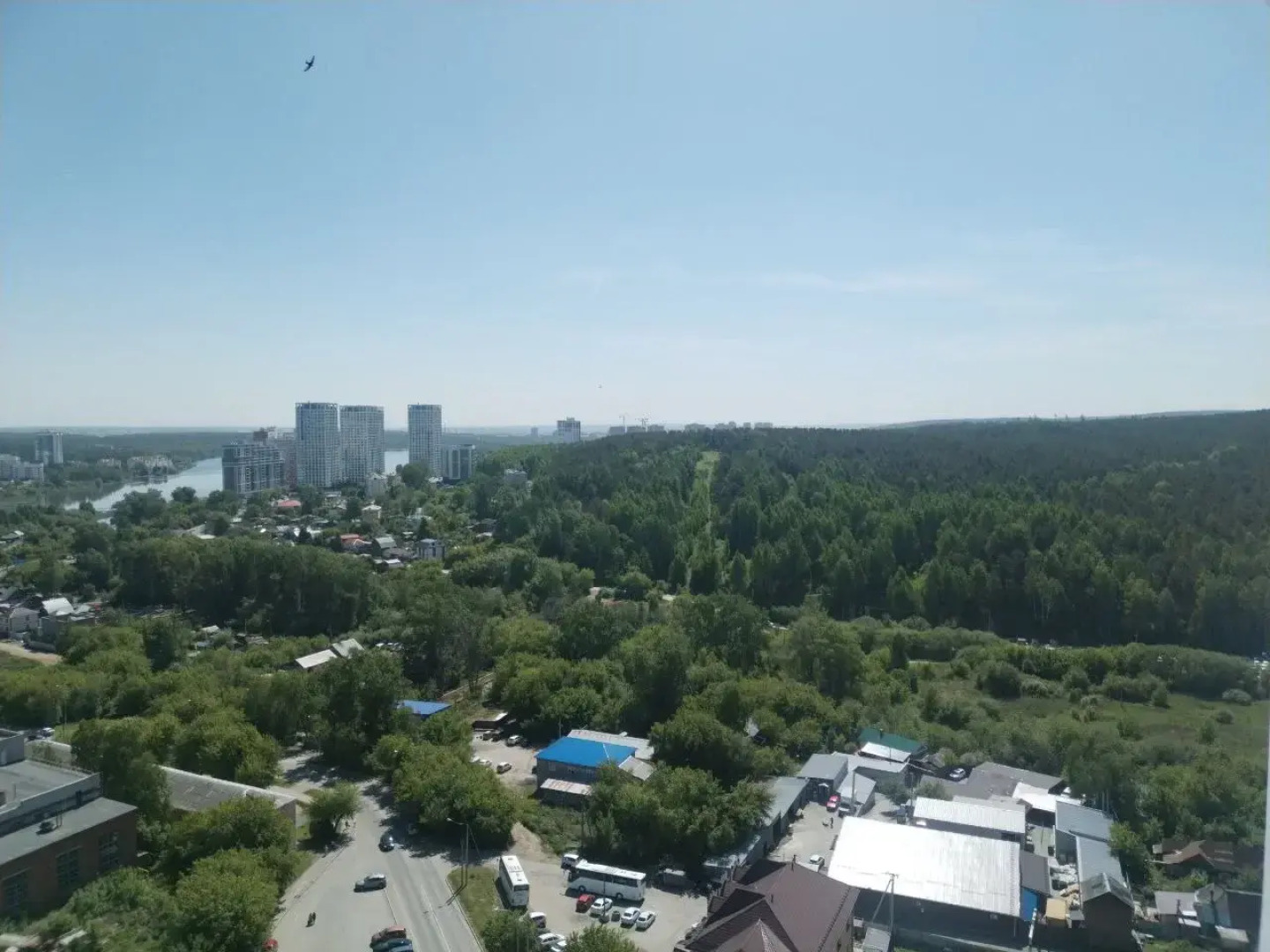 Квартира с видом на гору Уктус на 20 этаже