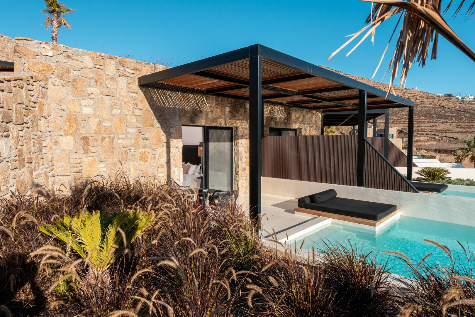 Отель Ftelia Black Villas