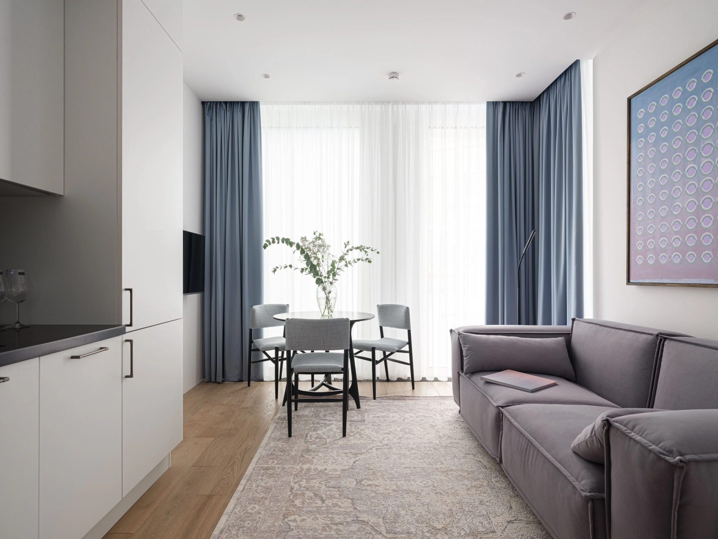 Апартаменты Comfort Life на Славянской площади