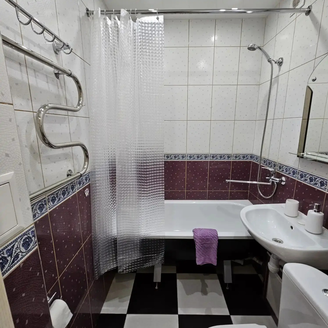 Квартира Уютная 2-х. комнатная квартира в самом центре города рядом с ПетрГУ