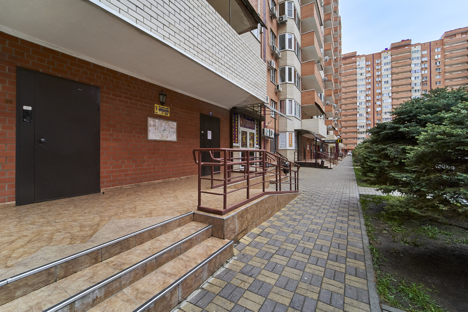 Квартира LikeHome Gold вблизи парка Галицкого