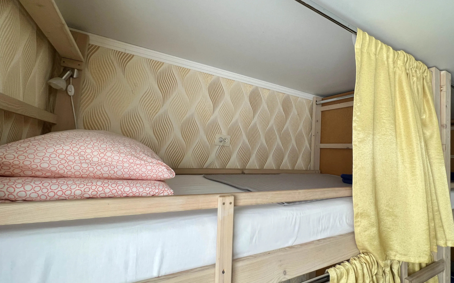 Хостел "Свои"