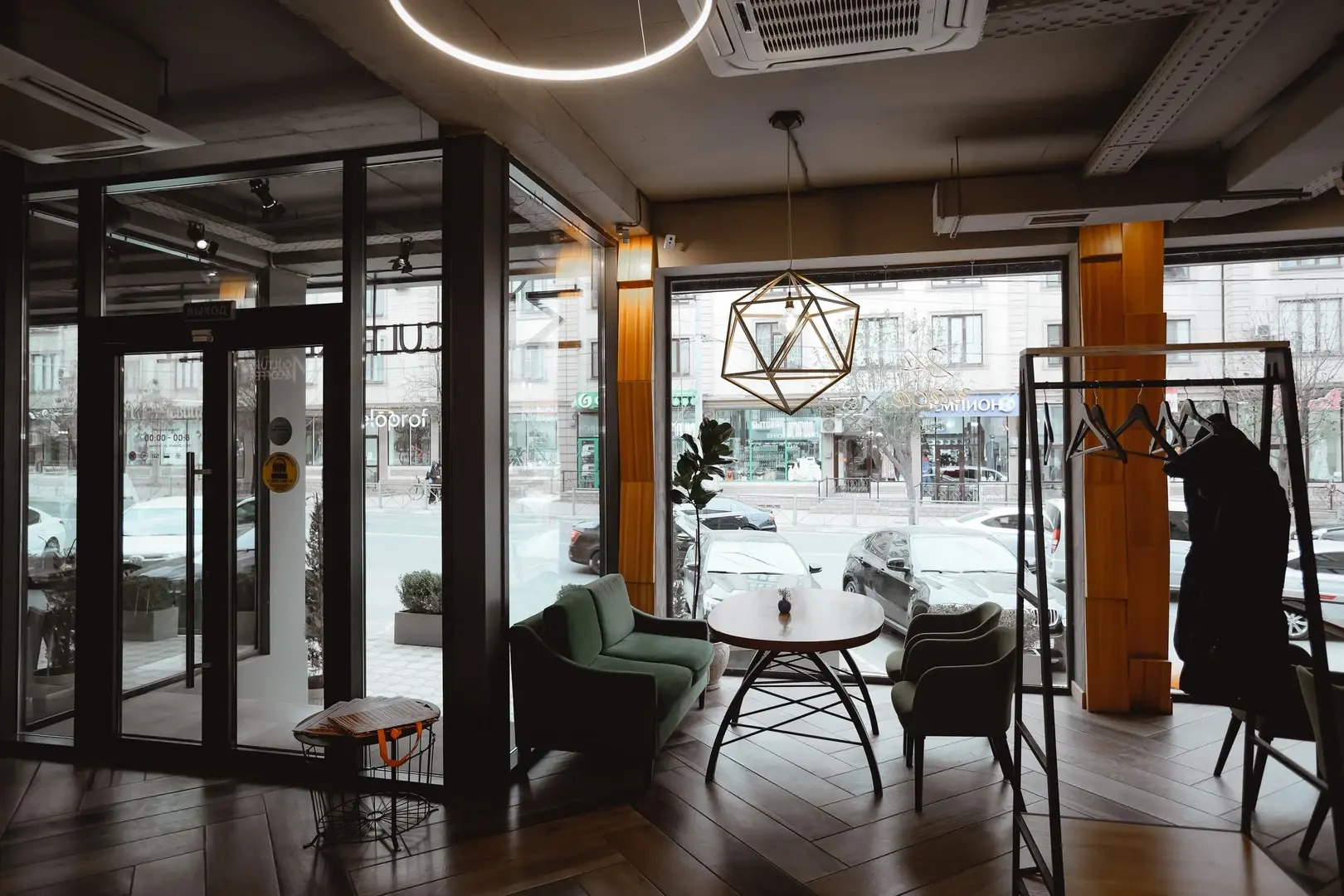 Отель Премиот