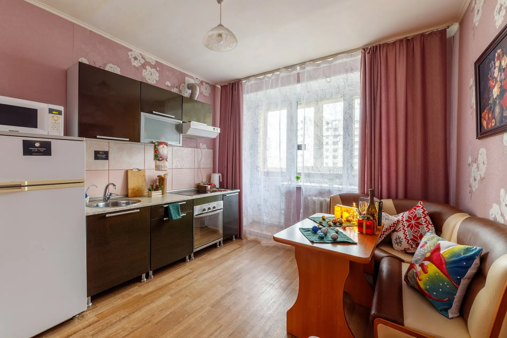 Квартира PrezentHaus на Карла Маркса 175k3 k19