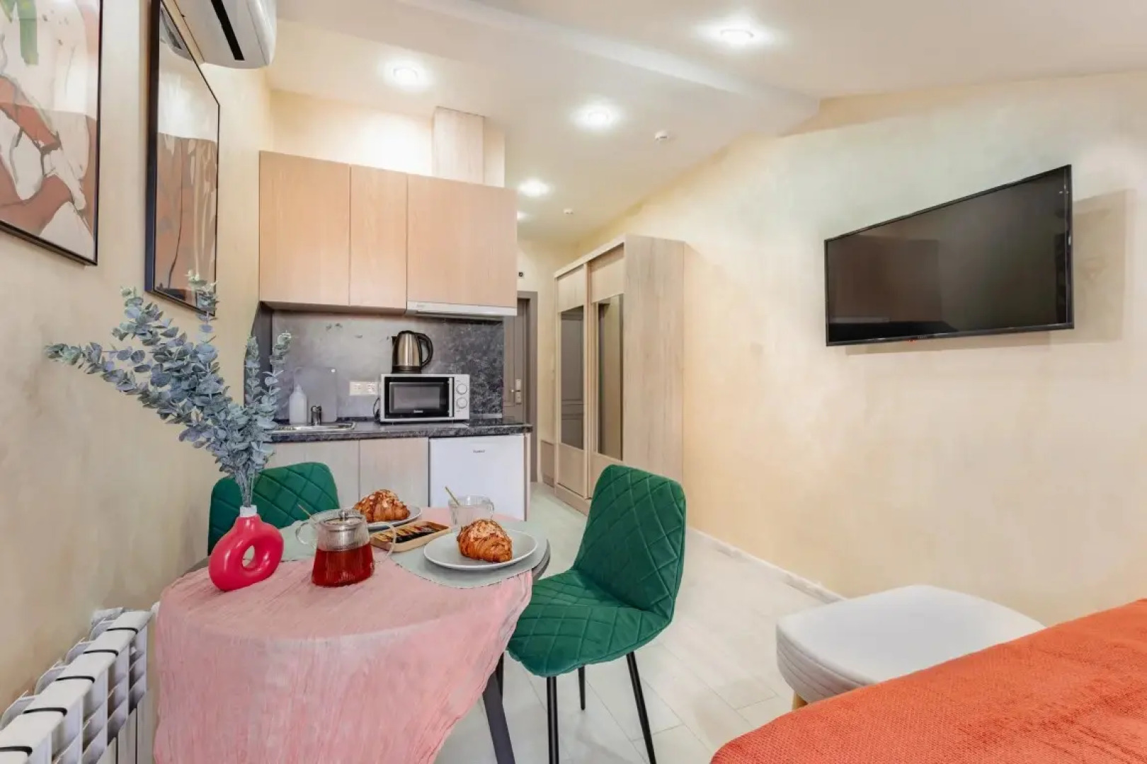 Апартаменты Мини Студия с бассейном